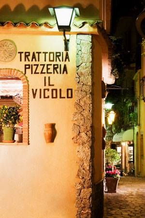 Logo Trattoria - Pizzeria "IL VICOLO"
