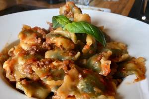 Apricus Osteria & Bar